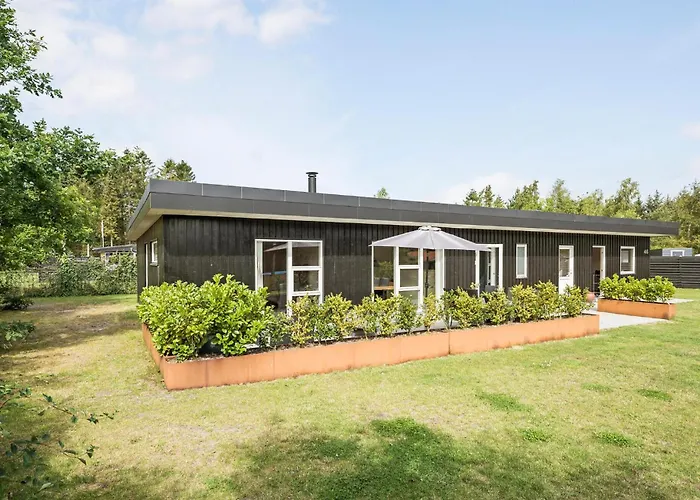 Holiday home 5 Bedroom Lovely In *